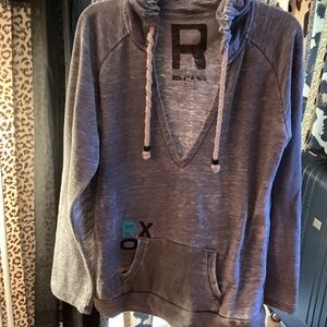 Roxy Gray V-Neck Sweater - Vintage!